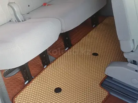 Toyota Sienna 2014 года за 9 000 000 тг. в Актобе – фото 2