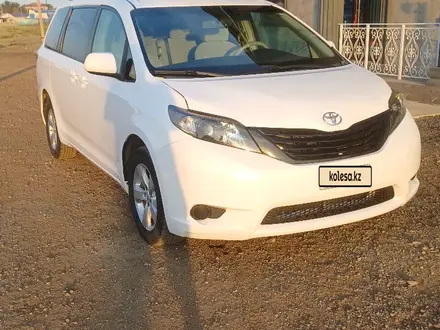 Toyota Sienna 2014 года за 9 000 000 тг. в Актобе