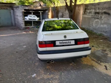 Volkswagen Vento 1993 года за 950 000 тг. в Шымкент – фото 3