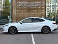 Toyota Camry Luxe eCVT 2024 года за 20 390 000 тг. в Астана – фото 3