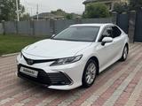 Toyota Camry 2023 года за 15 500 000 тг. в Алматы – фото 3