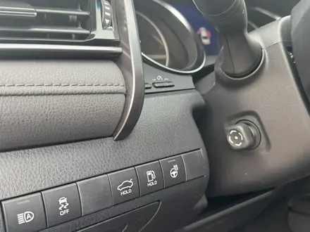 Toyota Camry 2023 года за 15 500 000 тг. в Алматы – фото 29