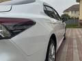 Toyota Camry 2023 года за 15 500 000 тг. в Алматы – фото 8