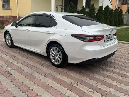 Toyota Camry 2023 года за 15 500 000 тг. в Алматы – фото 6
