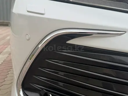 Toyota Camry 2023 года за 15 500 000 тг. в Алматы – фото 9