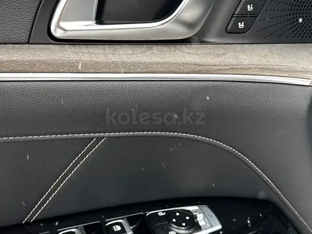 Kia K5 2023 года за 13 098 000 тг. в Костанай – фото 23