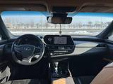Lexus ES 350 2023 года за 28 000 000 тг. в Алматы – фото 4