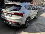 Hyundai Santa Fe 2022 годаүшін17 500 000 тг. в Алматы – фото 5