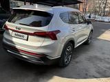 Hyundai Santa Fe 2022 года за 17 500 000 тг. в Алматы – фото 5