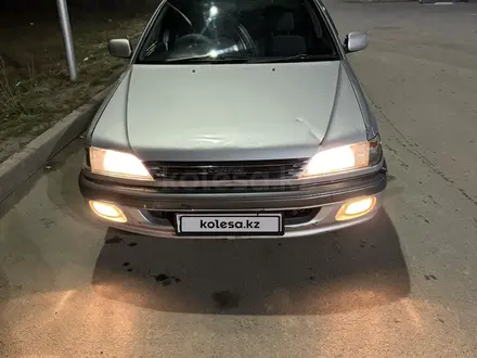 Toyota Carina 1999 года за 2 600 000 тг. в Алматы