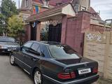 Mercedes-Benz E 280 1996 годаүшін3 100 000 тг. в Тараз – фото 4