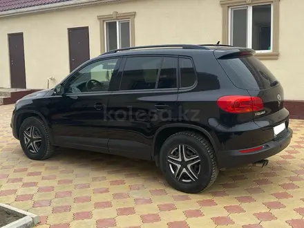 Volkswagen Tiguan 2015 года за 7 500 000 тг. в Атырау