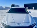 Hyundai Elantra 2024 года за 9 400 000 тг. в Караганда – фото 4