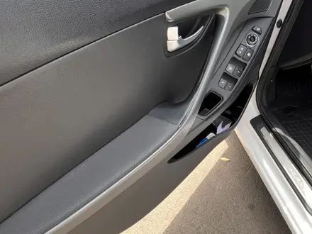 Hyundai Elantra 2016 года за 6 000 000 тг. в Астана – фото 12