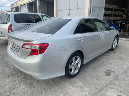 Toyota Camry 2014 года за 8 800 000 тг. в Алматы – фото 3