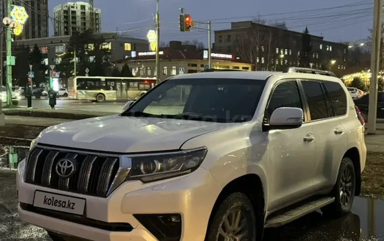 Toyota Land Cruiser Prado 2017 годаүшін16 200 000 тг. в Астана