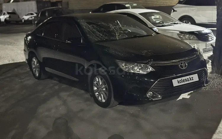 Toyota Camry 2015 года за 10 500 000 тг. в Семей