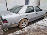 Mercedes-Benz E 230 1989 годаүшін650 000 тг. в Шымкент – фото 4