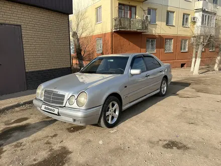 Mercedes-Benz E 280 1999 года за 4 100 000 тг. в Балхаш – фото 6