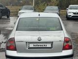 Volkswagen Passat 2002 годаүшін1 900 000 тг. в Караганда – фото 4
