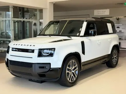 Land Rover Defender X-Dynamic SE 2025 года за 81 327 000 тг. в Шымкент