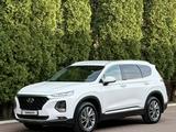 Hyundai Santa Fe 2019 годаfor13 500 000 тг. в Алматы