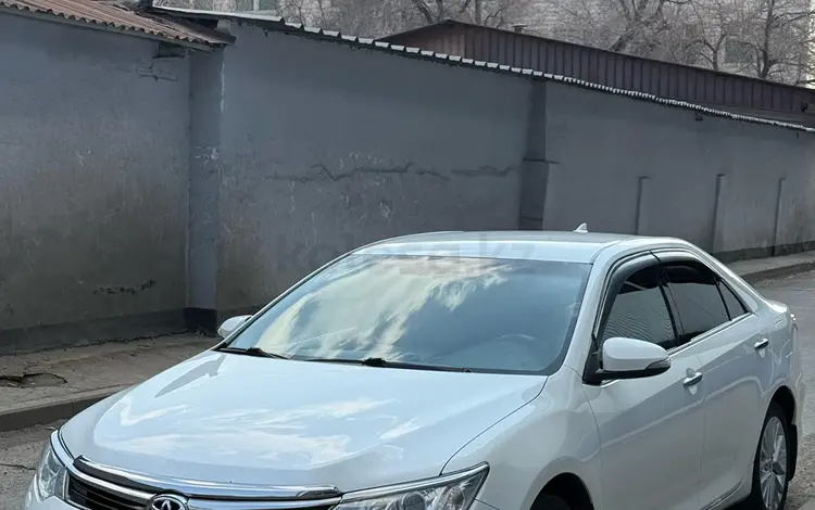 Toyota Camry 2015 года за 11 200 000 тг. в Алматы