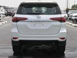 Toyota Fortuner 2023 годаүшін27 900 000 тг. в Астана – фото 3