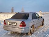 Mercedes-Benz C 180 1994 годаүшін2 000 000 тг. в Петропавловск – фото 4