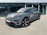 Porsche Macan 2024 года за 75 000 000 тг. в Алматы