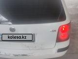 Volkswagen Passat 2001 годаүшін2 500 000 тг. в Сарыагаш