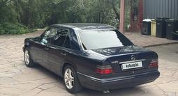 Mercedes-Benz E 280 1993 года за 2 450 000 тг. в Алматы – фото 5