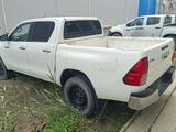 Toyota Hilux 2018 годаүшін10 500 000 тг. в Атырау – фото 2