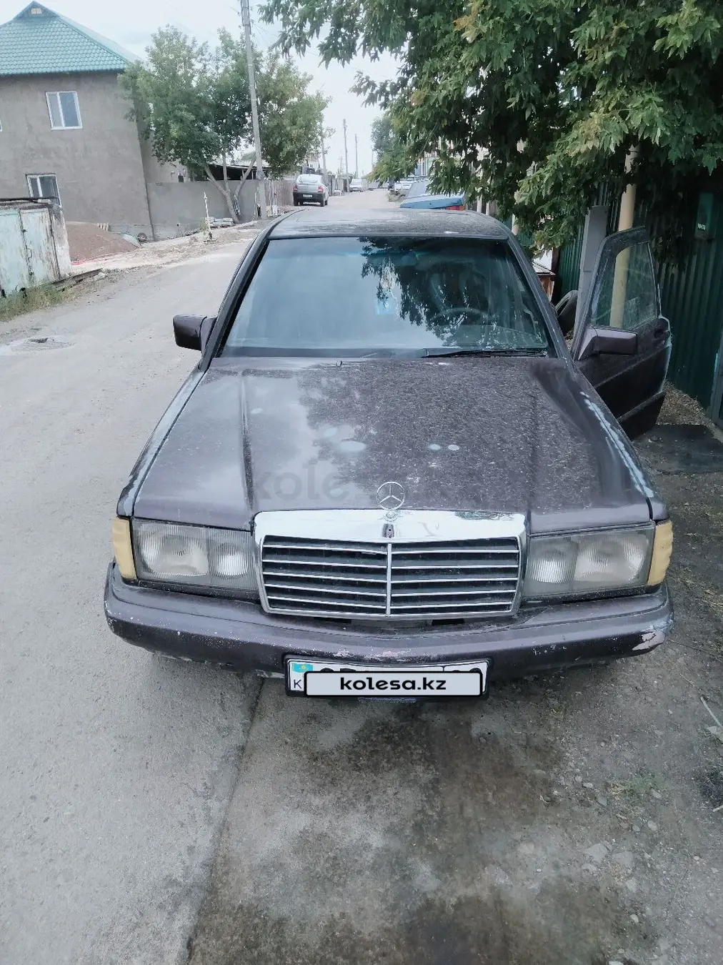 Mercedes-Benz 190, 1992