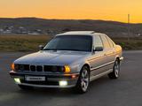BMW 520 1994 года за 2 900 000 тг. в Актау – фото 3