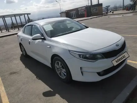 Kia K5 2016 года за 4 900 000 тг. в Алматы – фото 3