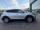 Hyundai Tucson Travel 2.0 AT 4WD 2020 года за 10 190 000 тг. в Усть-Каменогорск – фото 2