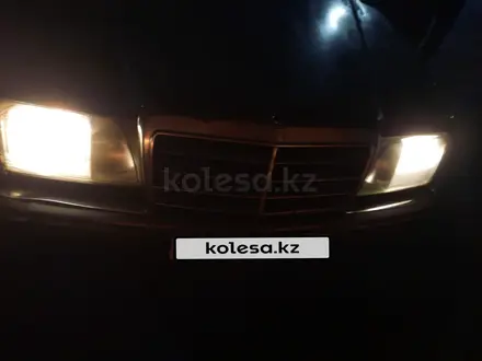Mercedes-Benz E 220 1993 года за 800 000 тг. в Талдыкорган – фото 2