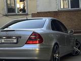 Mercedes-Benz E 320 2004 годаүшін6 000 000 тг. в Алматы – фото 3