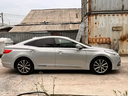 Hyundai Grandeur 2015 года за 8 500 000 тг. в Алматы – фото 6