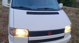 Volkswagen Multivan 1992 года за 3 300 000 тг. в Караганда