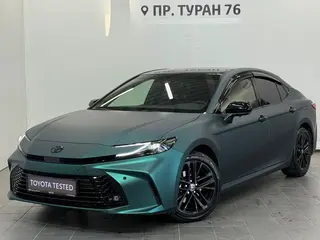 Toyota Camry Luxe eCVT