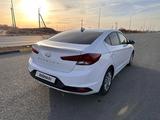 Hyundai Elantra 2019 года за 7 300 000 тг. в Семей – фото 3