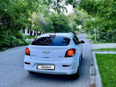 Chevrolet Cruze 2014 года за 4 500 000 тг. в Караганда – фото 22