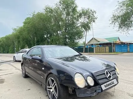 Mercedes-Benz CLK 430 2000 года за 3 500 000 тг. в Алматы – фото 6