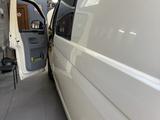 Volkswagen Transporter 2010 года за 7 200 000 тг. в Алматы – фото 4