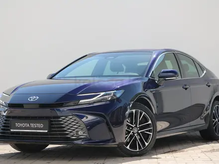 Toyota Camry Prestige 2025 года за 18 490 000 тг. в Астана