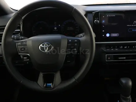 Toyota Camry Prestige 2025 года за 18 490 000 тг. в Астана – фото 9