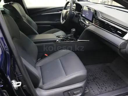 Toyota Camry Prestige 2025 года за 18 490 000 тг. в Астана – фото 6