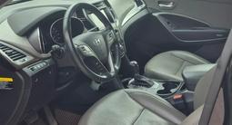 Hyundai Santa Fe 2018 годаүшін6 500 000 тг. в Уральск – фото 5